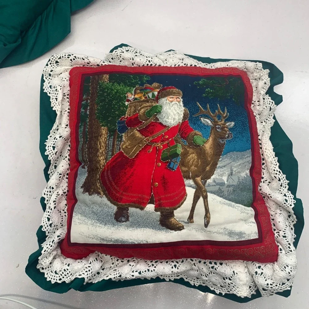 Vintage‎ Christmas Santa Claus Pillow Set Red Green Lace Rustic Farmhouse Decor